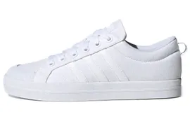 Белые кроссовки женские adidas neo Bravada