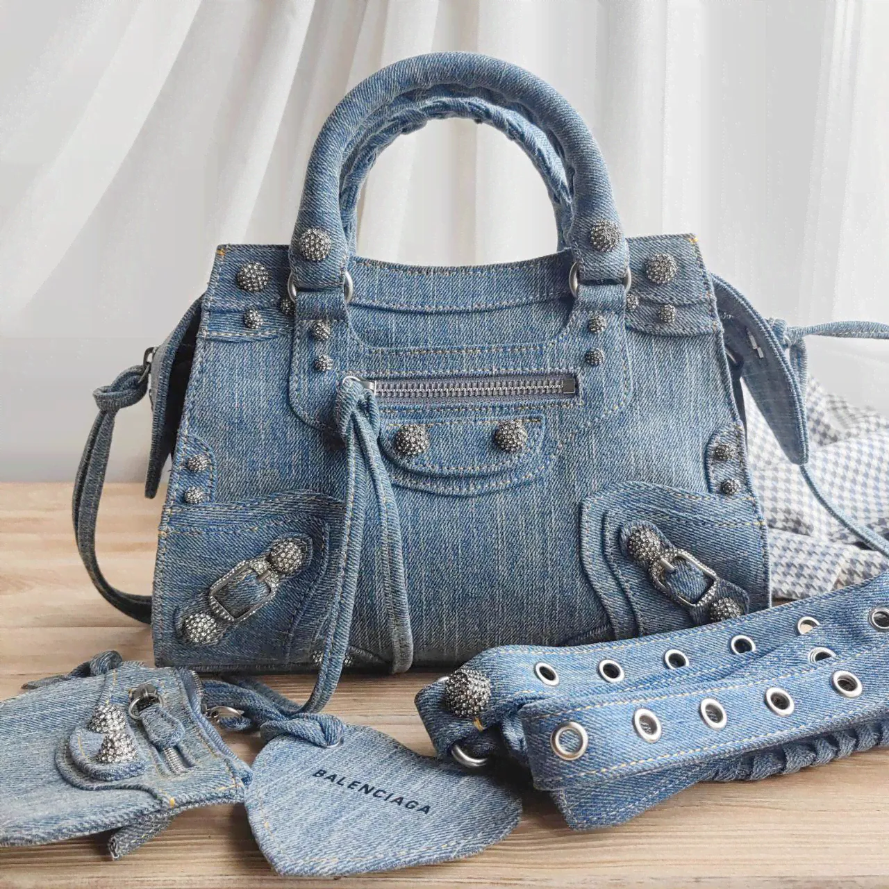 Сумка BALENCIAGA WOMEN'S NEO CAGOLE HANDBAG DENIM IN BLUE-0